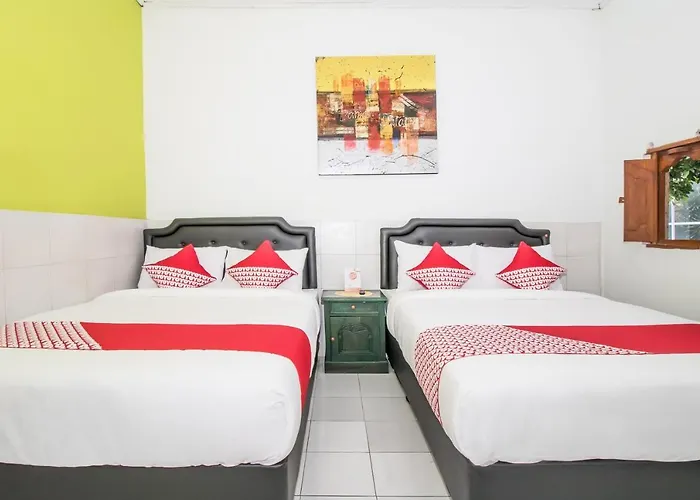 Oyo 2270 Taman Wirama 2*